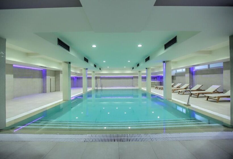 هتل Grand Meteora