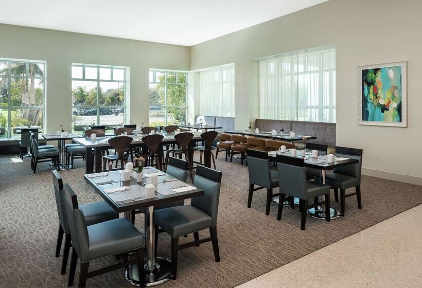 فندق Hilton Garden Inn Miami Dolphin Mall