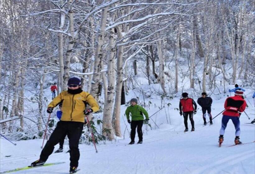 בית מלון כפרי K S House Hokkaido  Asahidake Onsen Hostel