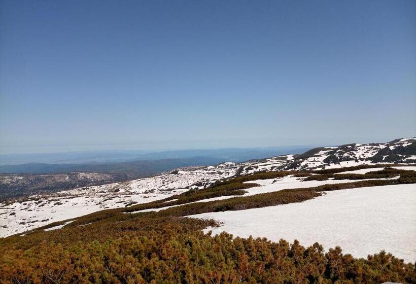 בית מלון כפרי K S House Hokkaido  Asahidake Onsen Hostel