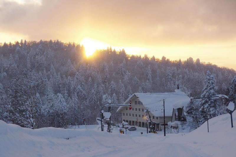 فندق K S House Hokkaido  Asahidake Onsen Hostel