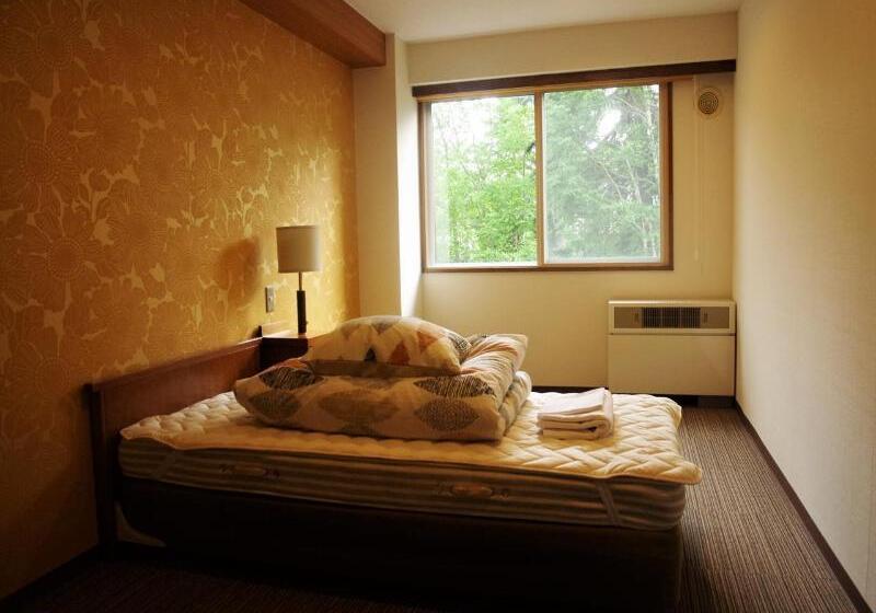 فندق K S House Hokkaido  Asahidake Onsen Hostel
