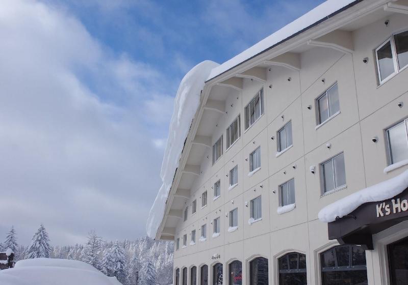 בית מלון כפרי K S House Hokkaido  Asahidake Onsen Hostel