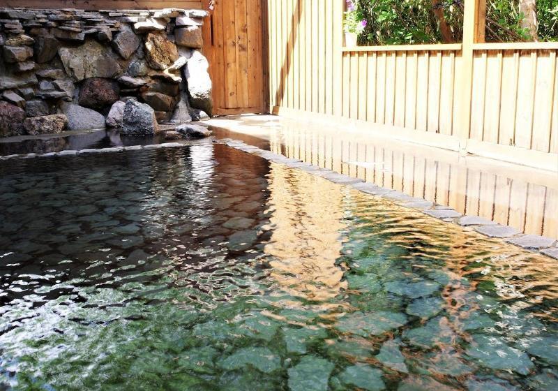 בית מלון כפרי K S House Hokkaido  Asahidake Onsen Hostel