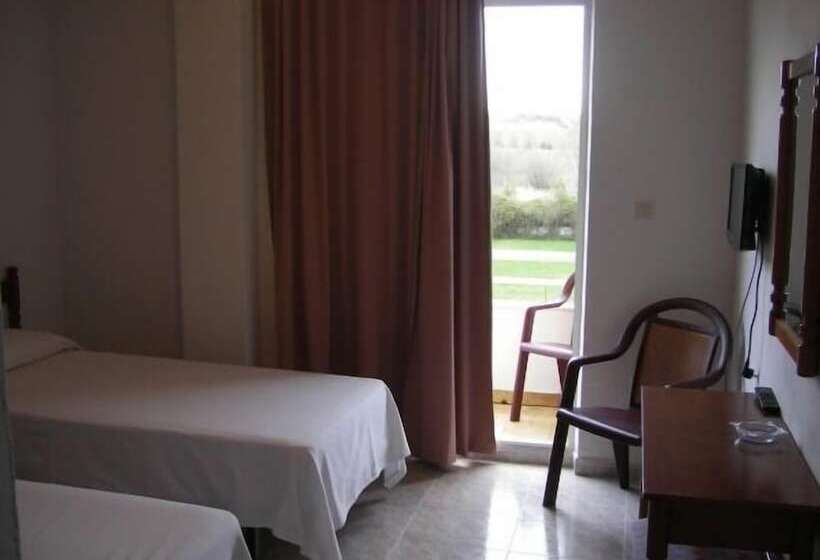 ホテル La Alegría