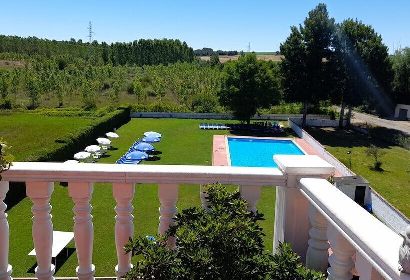 בית מלון כפרי La Alegría