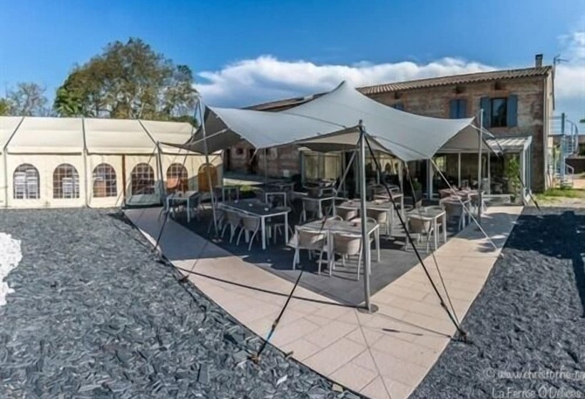 호텔 La Ferme O Délices