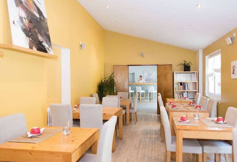 酒店 Logis Hôtel La Magnanerie Côté Bistro