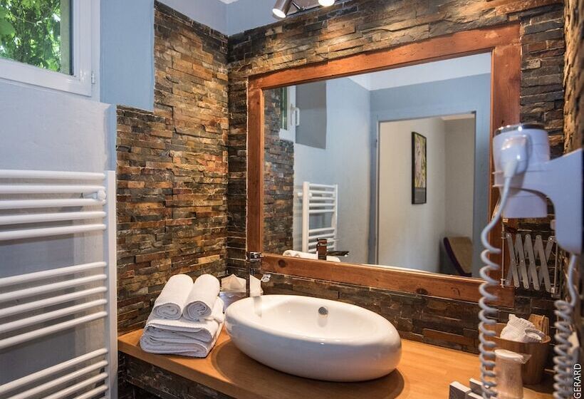 酒店 Logis Hôtel La Magnanerie Côté Bistro