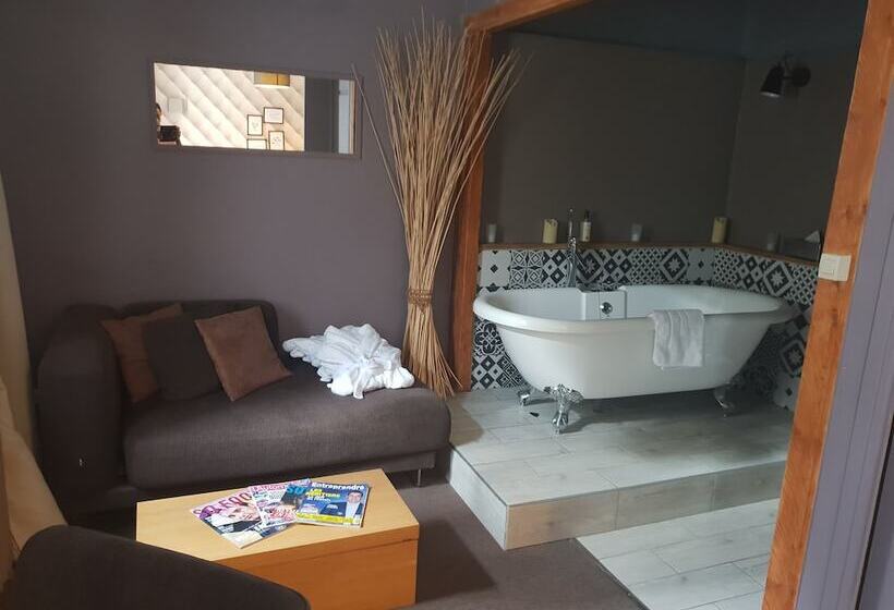 酒店 Logis Hôtel La Magnanerie Côté Bistro