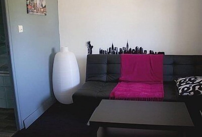 酒店 Logis Hôtel La Magnanerie Côté Bistro