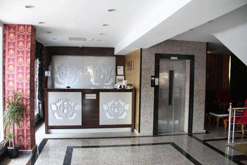 Fotos del hotel Lara Atalla:  11