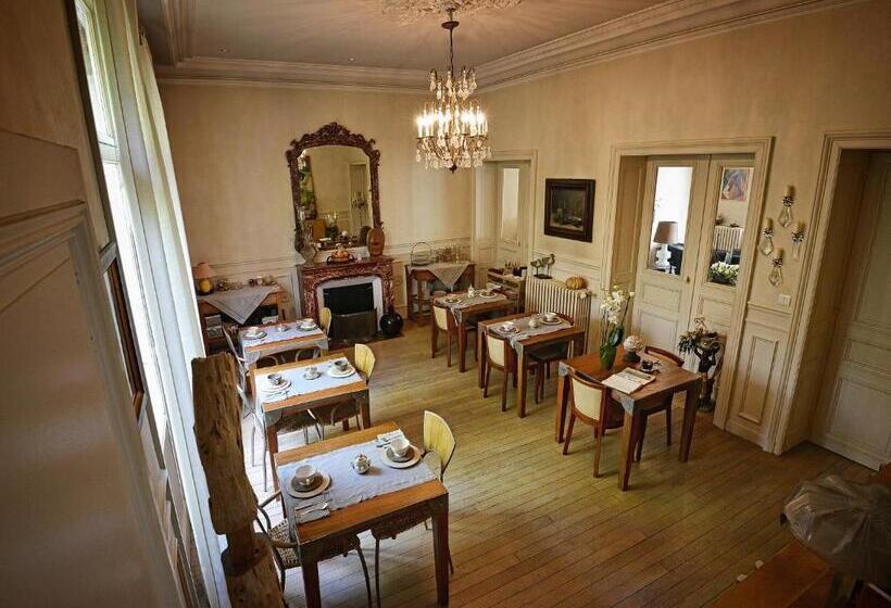 בית מלון כפרי Le Clos Raymi