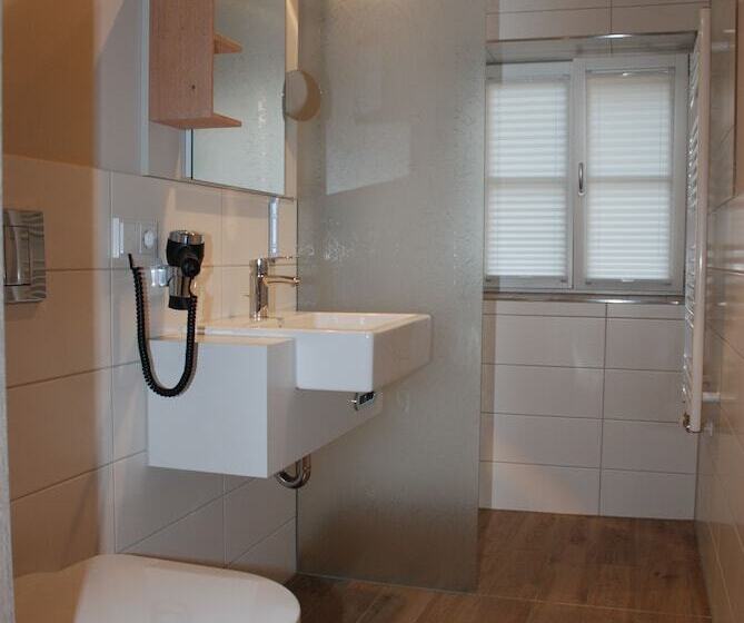 Отель Luiseluisenhof