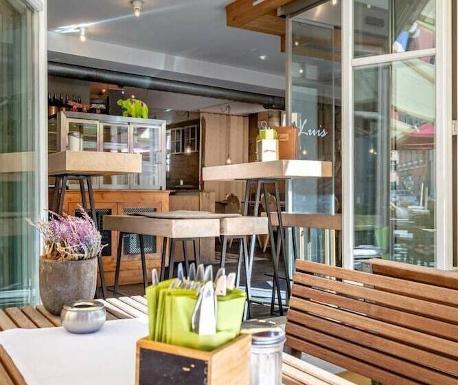 Отель Luiseluisenhof