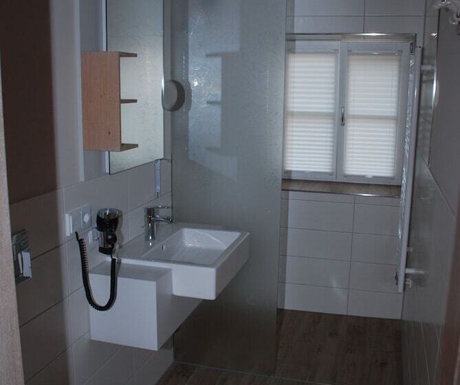 Отель Luiseluisenhof