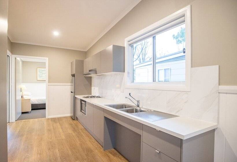 هتل Nrma Bright Holiday Park