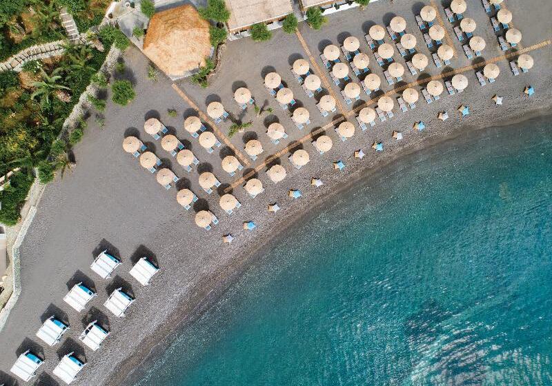 Отель Out Of The Blue Resort & Spa