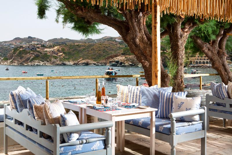 Отель Out Of The Blue Resort & Spa