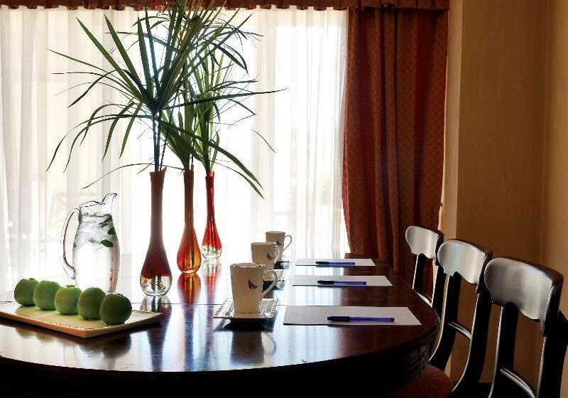 Отель Out Of The Blue Resort & Spa