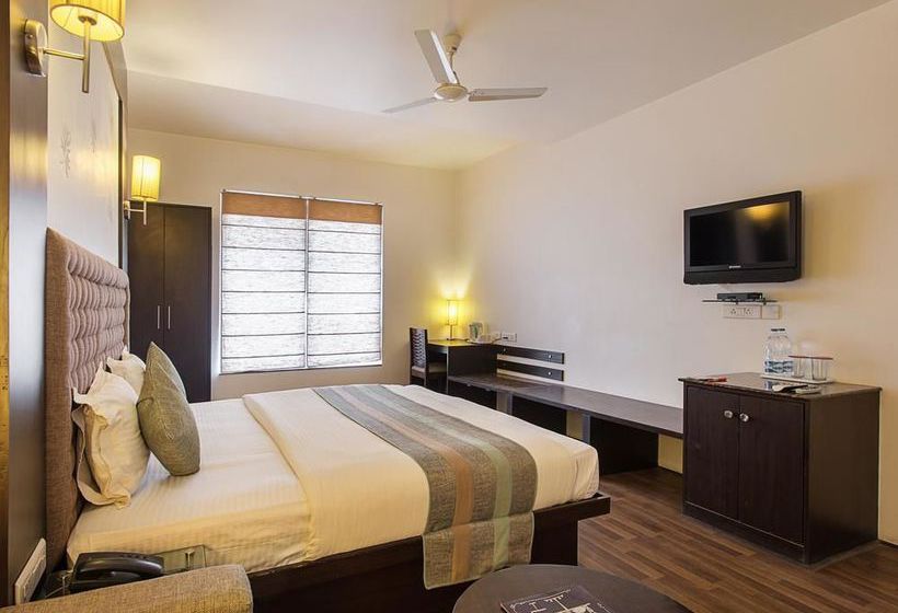 בית מלון כפרי Capital O 705  Siddharth Inn