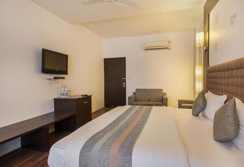 בית מלון כפרי Capital O 705  Siddharth Inn