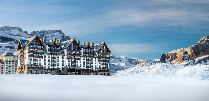 هتل Park Chalet, Shahdag, Autograph Collection