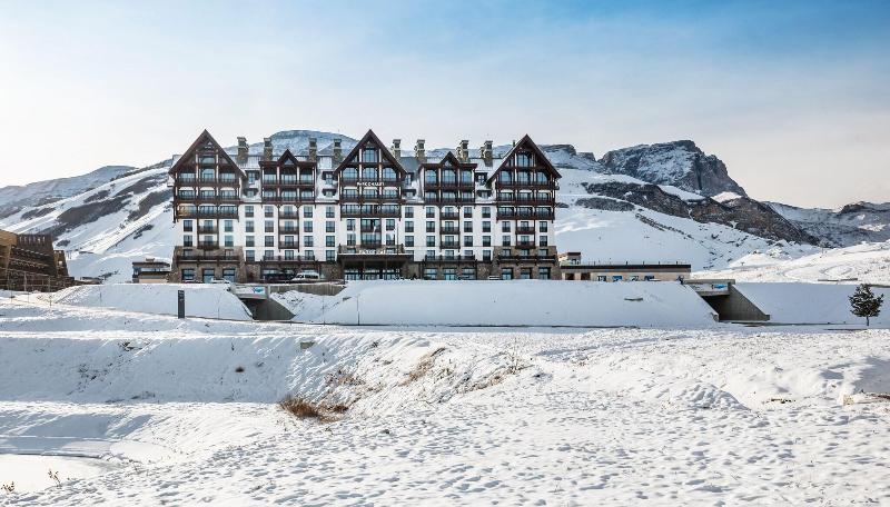 هتل Park Chalet, Shahdag, Autograph Collection