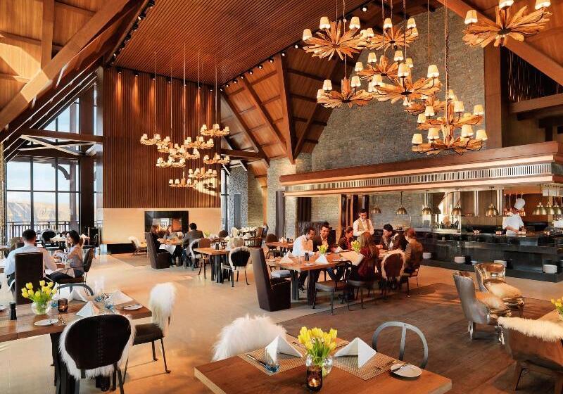 هتل Park Chalet, Shahdag, Autograph Collection