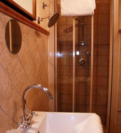 Отель Relais Guado Al Sole