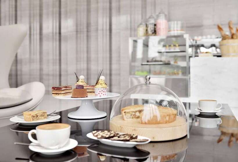 Renaissance Lucknow Hotel, Gomti Nagar