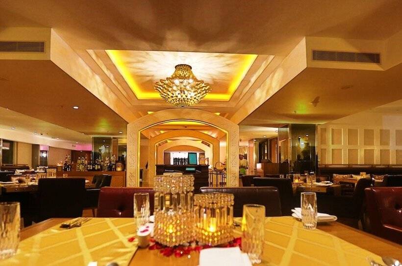 Renaissance Lucknow Hotel, Gomti Nagar