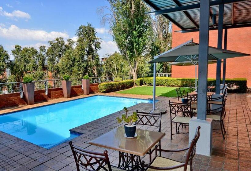 Отель Road Lodge Centurion