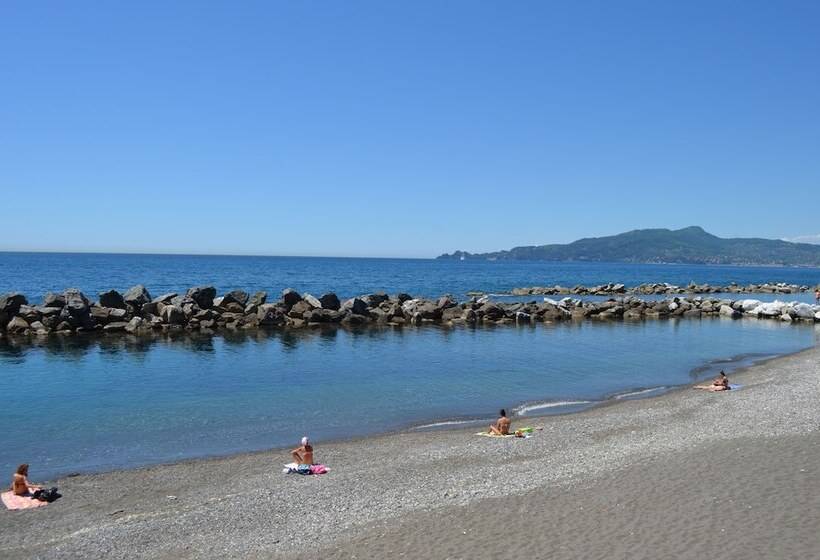 בית מלון כפרי San Pietro Chiavari