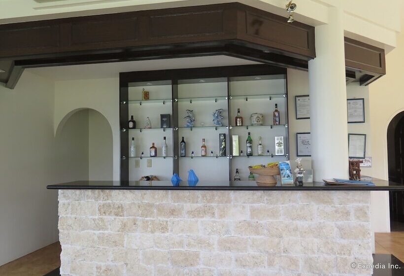 هتل Sherwood Bay Resort & Aqua Sports