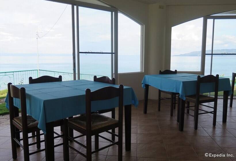 هتل Sherwood Bay Resort & Aqua Sports