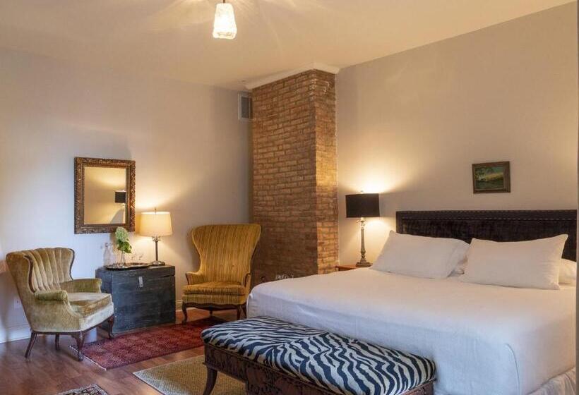 فندق Stewart House