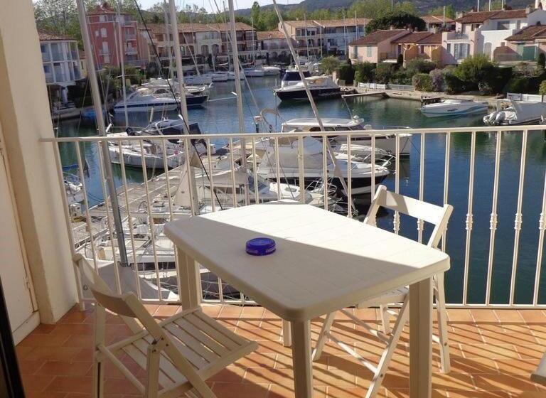 فندق Stewart House