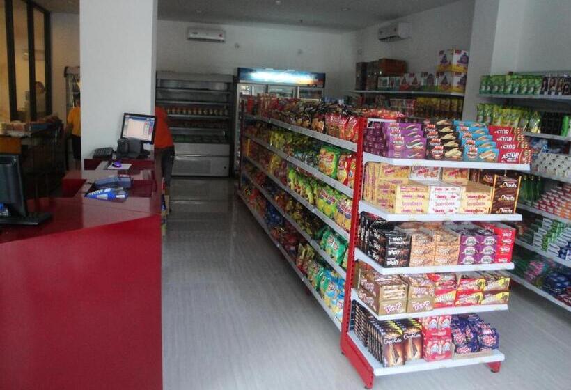 Top Hotel Manado By Gran Puri