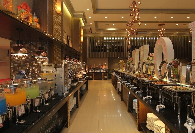 هتل Villa Caceres