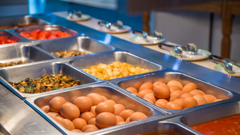 Отель Vrissaki Beach