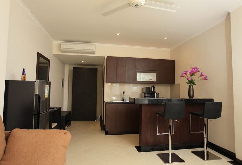 Kuta Townhouse Apartments