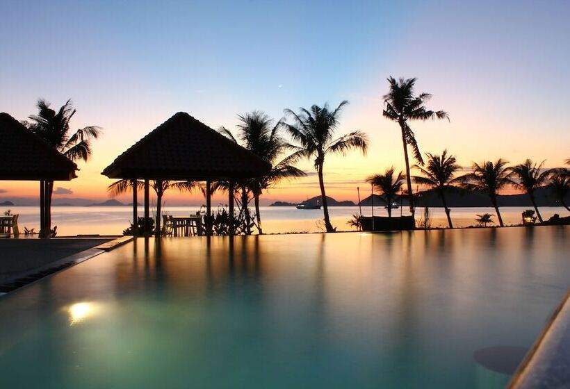 La Prima Hotel Flores