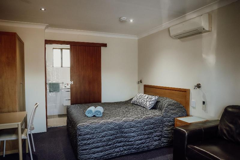 מוטל Denman Motor Inn