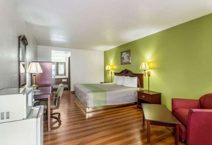 فندق على الطريق Rodeway Inn