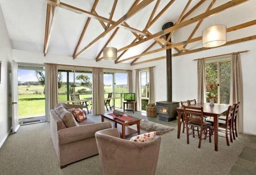 Mystery Bay Cottages