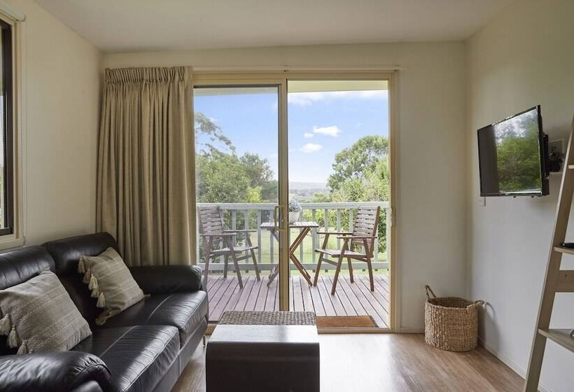 Mystery Bay Cottages