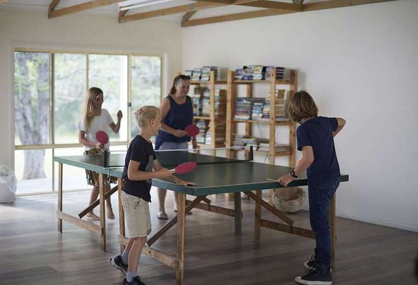 Mystery Bay Cottages