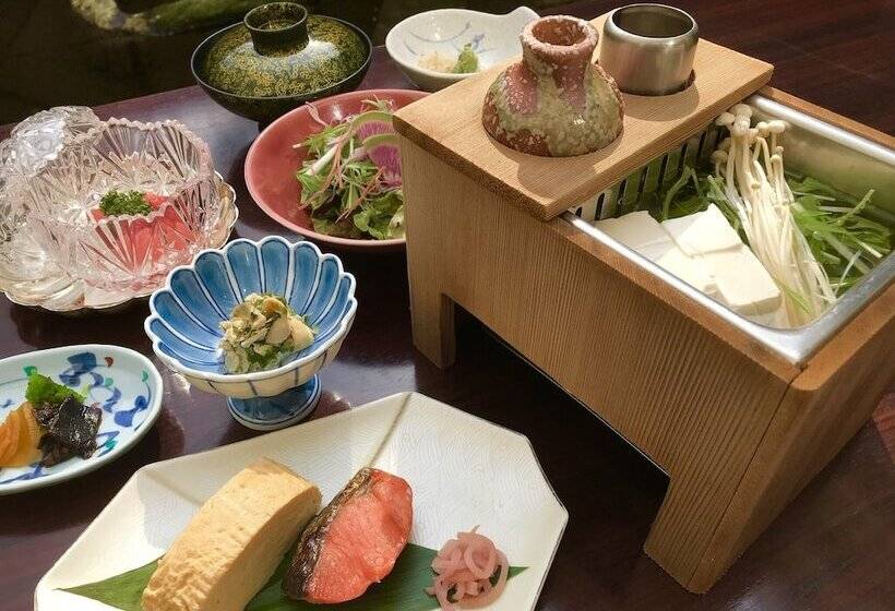 Nishiyama Ryokan   Established In 1953