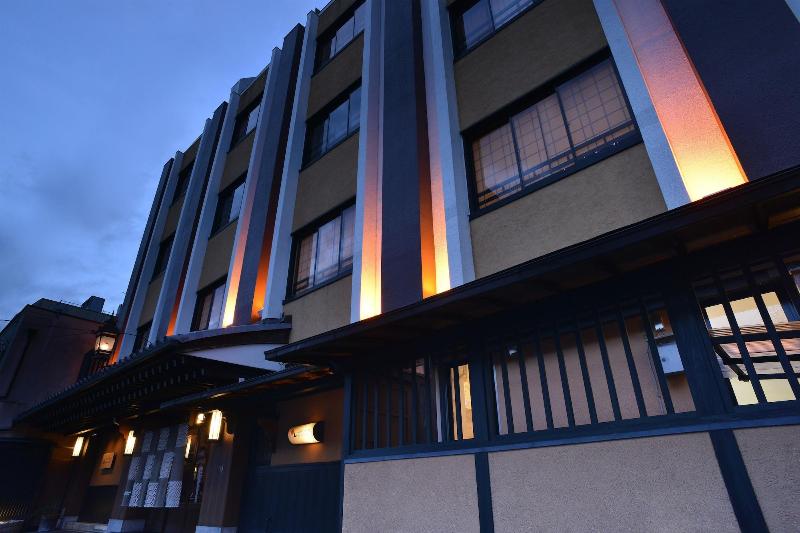 Nishiyama Ryokan   Established In 1953